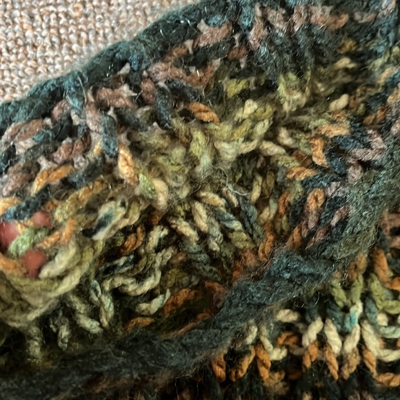 Handmade scarf - Picture 5 of 6